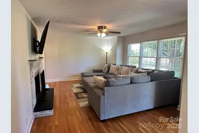 2309 Briarwood Street SW, Lenoir, NC 28645 - Photo 12