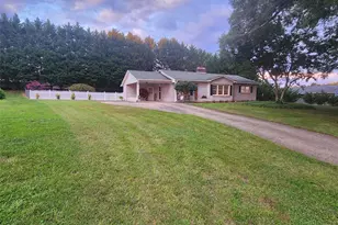 2309 Briarwood Street SW, Lenoir, NC 28645 - Photo 32