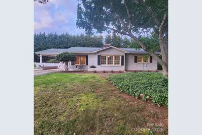 2309 Briarwood Street SW, Lenoir, NC 28645 - Photo 4