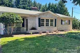 2309 Briarwood Street SW, Lenoir, NC 28645 - Photo 2