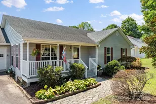 27 Eden Glen Rd, Black Mountain, NC 28711 - Photo 2