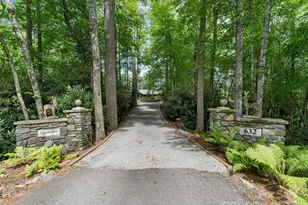 632 Dvdisdi Ct, Brevard, NC 28712 - Photo 2