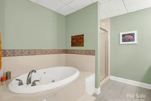 2137 6th St NW, Hickory, NC 28601 - Photo 42