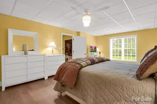 2137 6th St NW, Hickory, NC 28601 - Photo 40