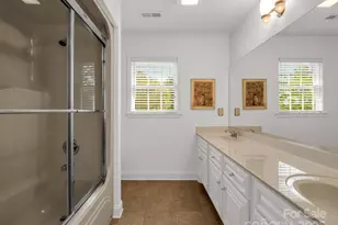 2137 6th St NW, Hickory, NC 28601 - Photo 30