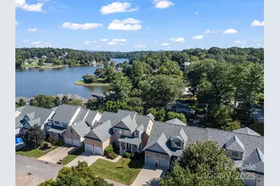 2137 6th Street NW, Hickory, NC 28601 - Photo 2