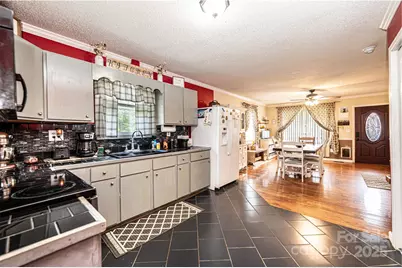 1161 Teaberry Lane, Lenoir, NC 28645 - Photo 4