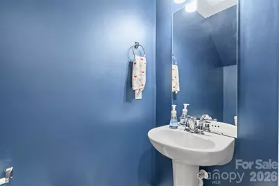 8048 Alderton Lane, Charlotte, NC 28215 - Photo 18