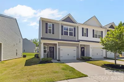8048 Alderton Lane, Charlotte, NC 28215 - Photo 2