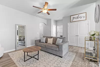 8048 Alderton Lane, Charlotte, NC 28215 - Photo 6