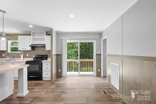 35 Dupont Estates Dr, Hendersonville, NC 28739 - Photo 6