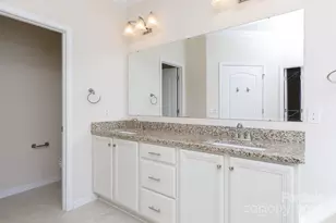 12809 Hunting Birds Ln, Charlotte, NC 28278 - Photo 22