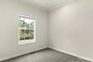 15 Eagle Dr, Hendersonville, NC 28792 - Photo 20