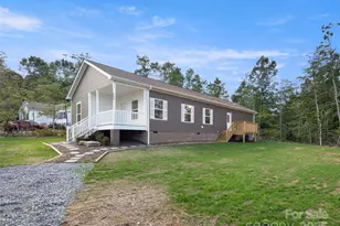 15 Eagle Dr, Hendersonville, NC 28792 - Photo 2