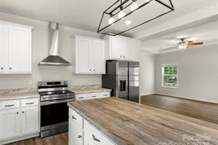 16 Eagle Dr, Hendersonville, NC 28792 - Photo 10