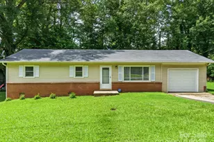 308 Taylor Dr, Stanley, NC 28164 - Photo 2