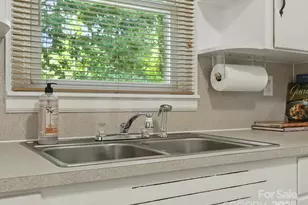 308 Taylor Dr, Stanley, NC 28164 - Photo 10