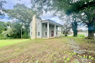 347 E Main Ave, Taylorsville, NC 28681 - Photo 2