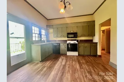 347 E Main Avenue, Taylorsville, NC 28681 - Photo 24