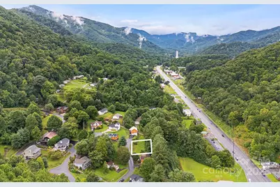 9999 Whippoorwill Way #6, Waynesville, NC 28786 - Photo 1