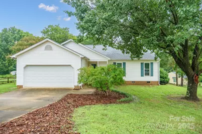 8525 Indian Summer Trail, Harrisburg, NC 28075 - Photo 2