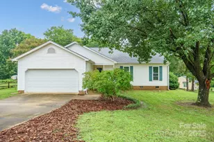 8525 Indian Summer Trail, Harrisburg, NC 28075 - Photo 2