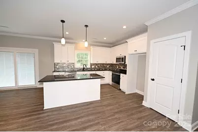 3835 Sulphur Springs Road NE, Hickory, NC 28601 - Photo 20