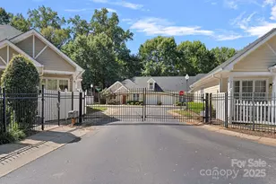 1009 Davant Ln, Charlotte, NC 28209 - Photo 24