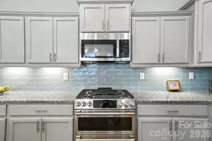 695 Poplar Vw Dr NW, Concord, NC 28027 - Photo 10