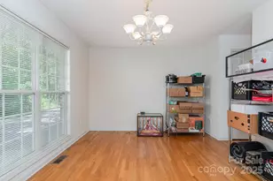 1010 James St, Charlotte, NC 28216 - Photo 6