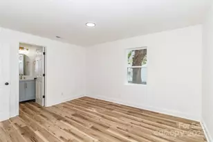 317 S High St, Lincolnton, NC 28092 - Photo 14