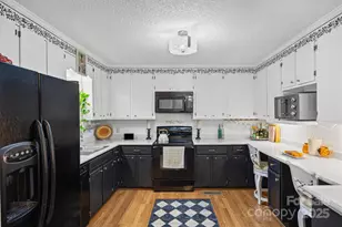 1168 Birchwood Dr, Clover, SC 29710 - Photo 8