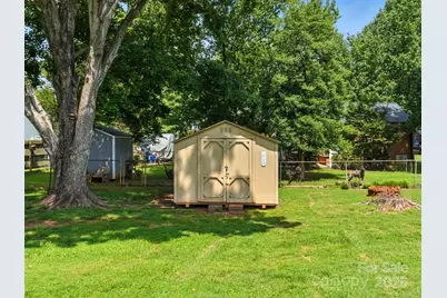 2426 Redbud Drive, Gastonia, NC 28056 - Photo 34