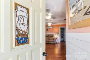 159 NE 6th St, Oak Island, NC 28465 - Photo 4