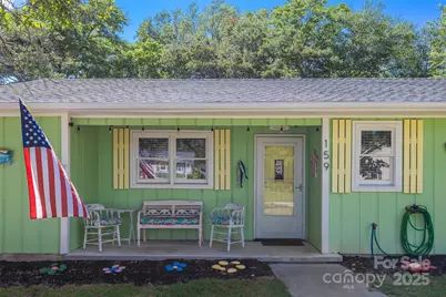 159 NE 6th Street, Oak Island, NC 28465 - Photo 2