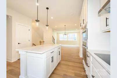 6009 Pivot Court, Charlotte, NC 28205 - Photo 4