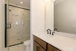 6009 Pivot Ct, Charlotte, NC 28205 - Photo 10