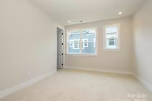 6009 Pivot Ct, Charlotte, NC 28205 - Photo 8