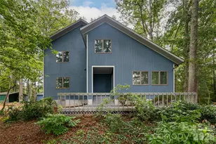 427 Shadow Wood Dr, Leicester, NC 28748 - Photo 2