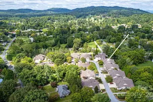 31 Tisha Ln, Hendersonville, NC 28739 - Photo 4