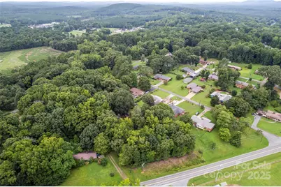 320 Forest Park Drive, Denton, NC 27239 - Photo 10