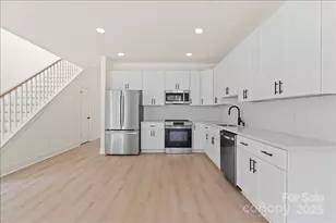 2516 Elmin St, Charlotte, NC 28208 - Photo 8