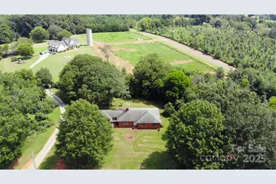 14532 Beatties Ford Road, Huntersville, NC 28078 - Photo 6