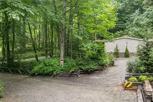 11 Choice Pl, Whittier, NC 28789 - Photo 2