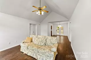 117 S Enochville Ave, Kannapolis, NC 28081 - Photo 8