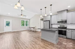 1029 Hunter Valley Rd, Shelby, NC 28150 - Photo 8