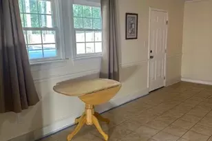 4709 April Dr, Gastonia, NC 28056 - Photo 2