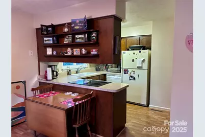 65 Maxine Lane #105, Hendersonville, NC 28739 - Photo 6