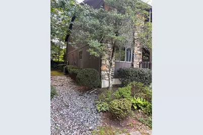 65 Maxine Lane #105, Hendersonville, NC 28739 - Photo 2