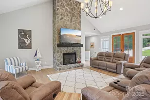 323 Whisper Lake Dr, New London, NC 28127 - Photo 8